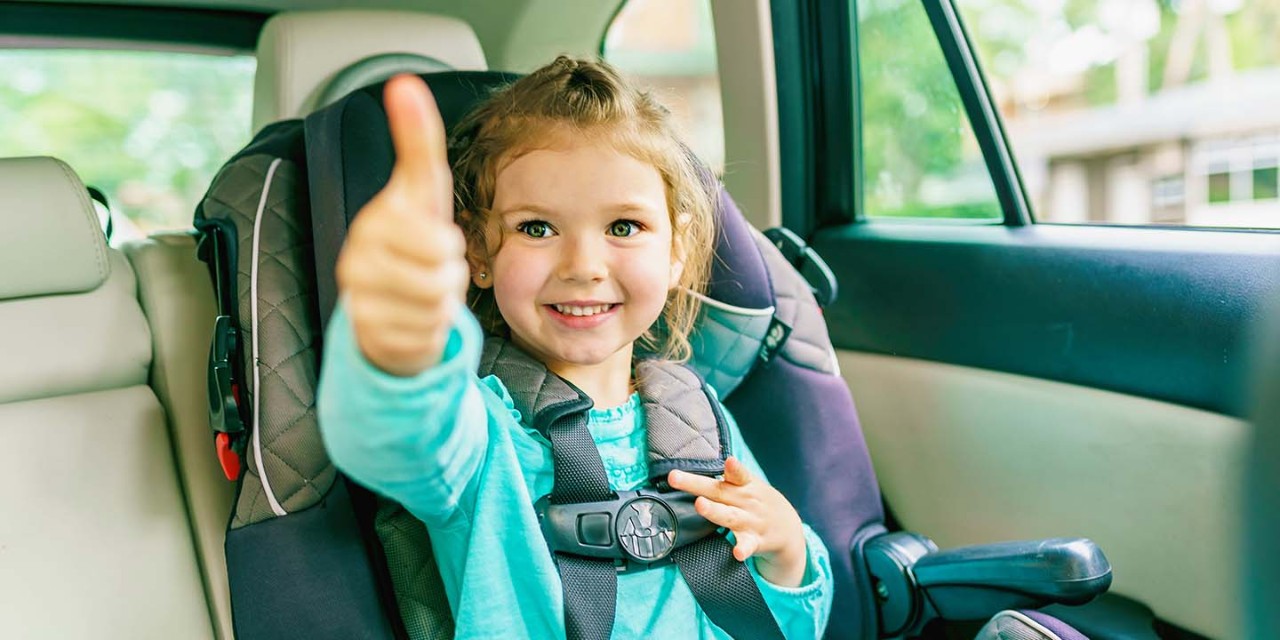 family travel on the car