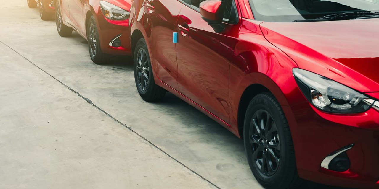  Mazda2