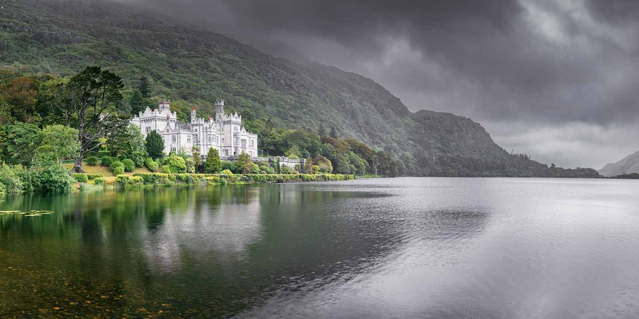 Connemara Kylemore Abbey Castle