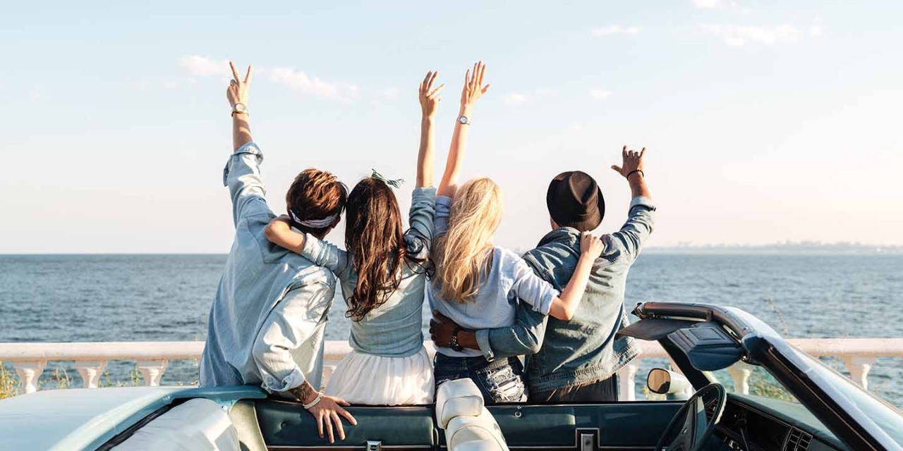 Happy travel people having fun in vacation