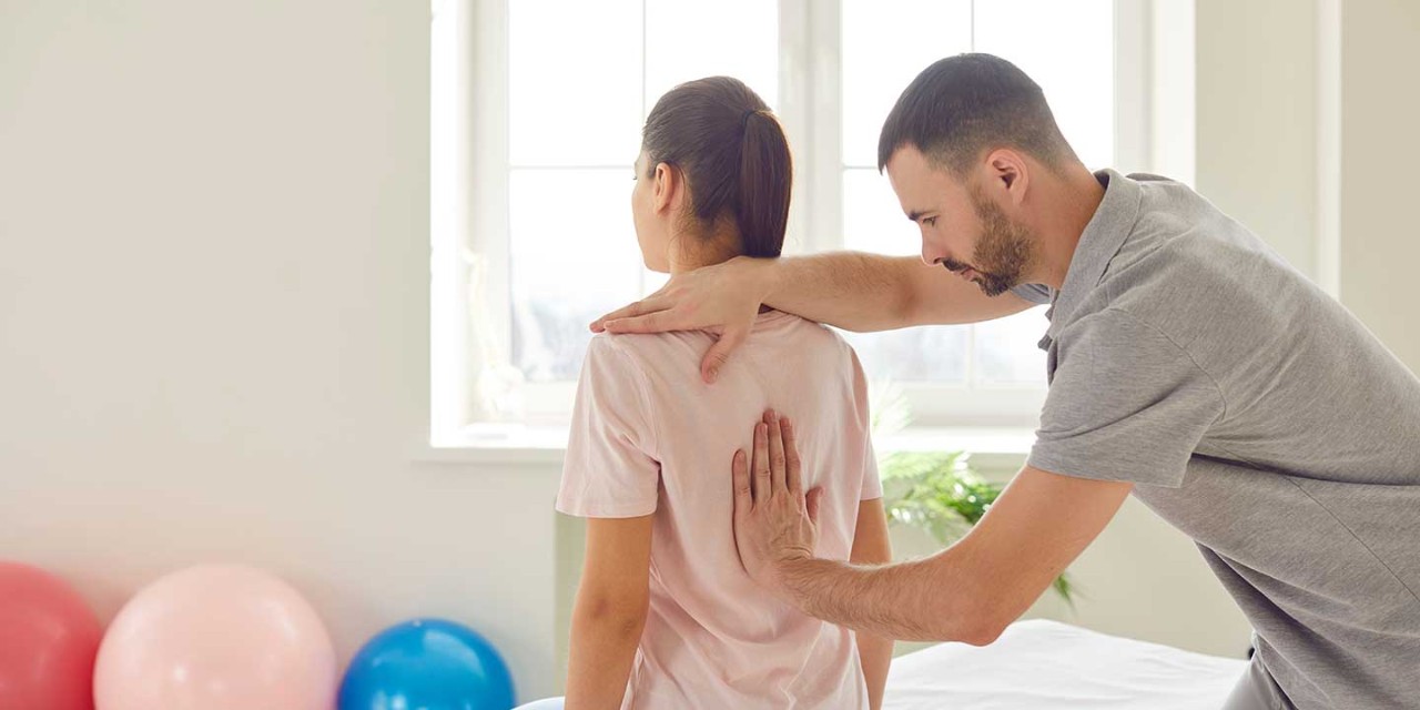 physical therapist manipulative therapy in medical clinic room